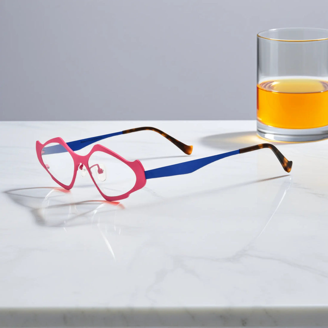 Side profile of VoyueLens™ VL185811 Fuchsia Indigo titanium geometric eyeglasses