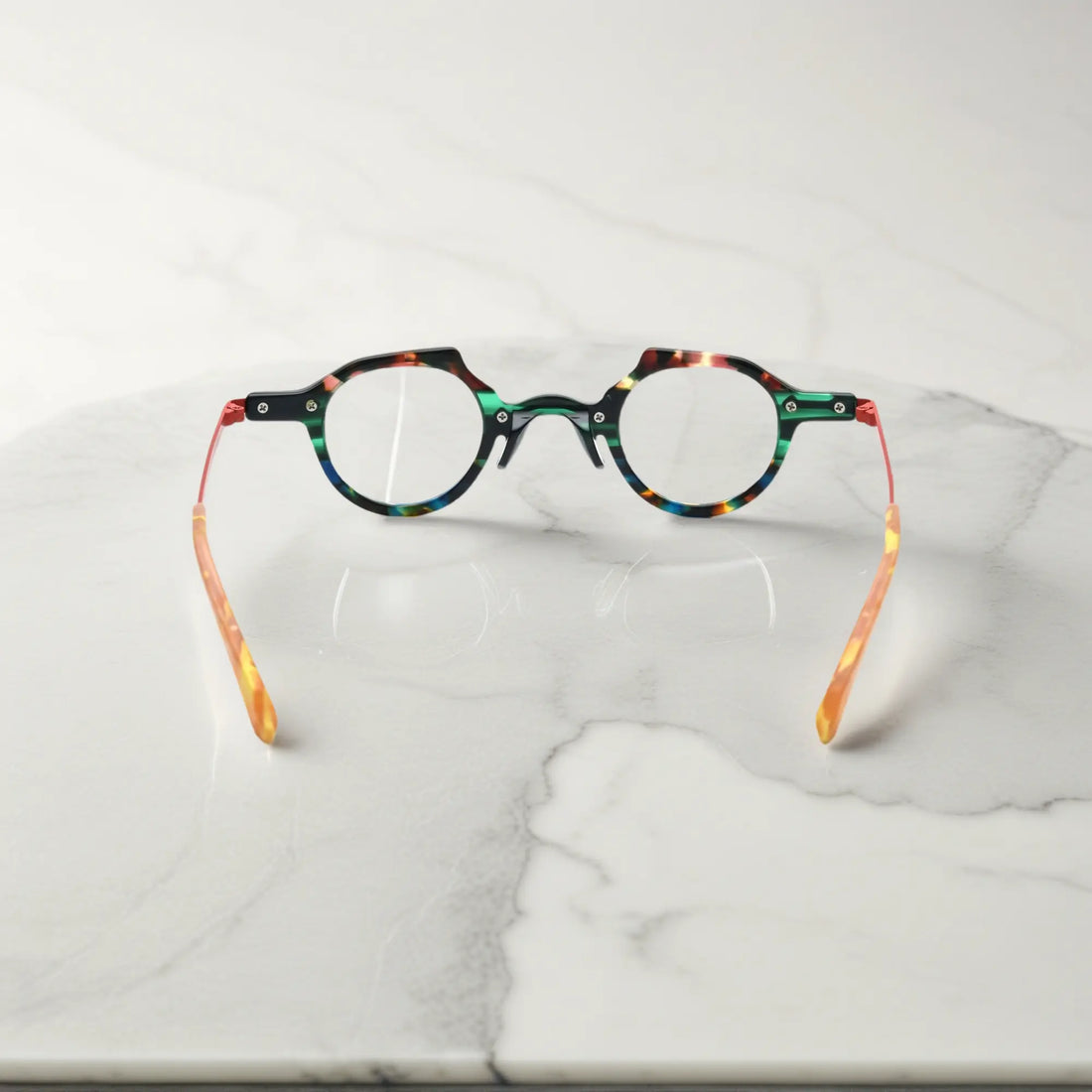 Rear view of tortoise green flame VL19341 highlighting dynamic acetate pattern and temple arm curvature.