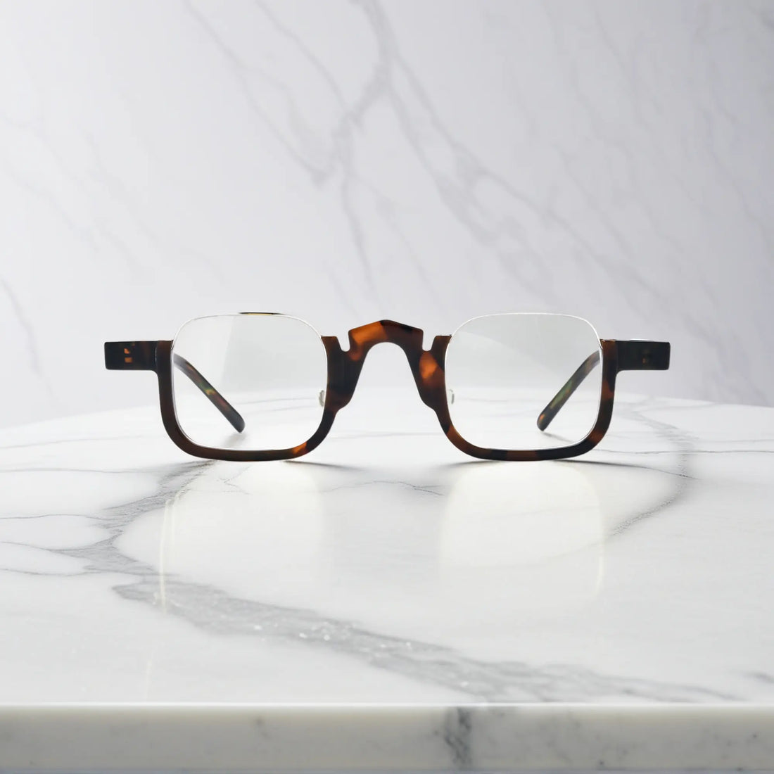 Front view of VoyueLens™ square eyeglasses in warm tortoise acetate, stylish unisex optical frame