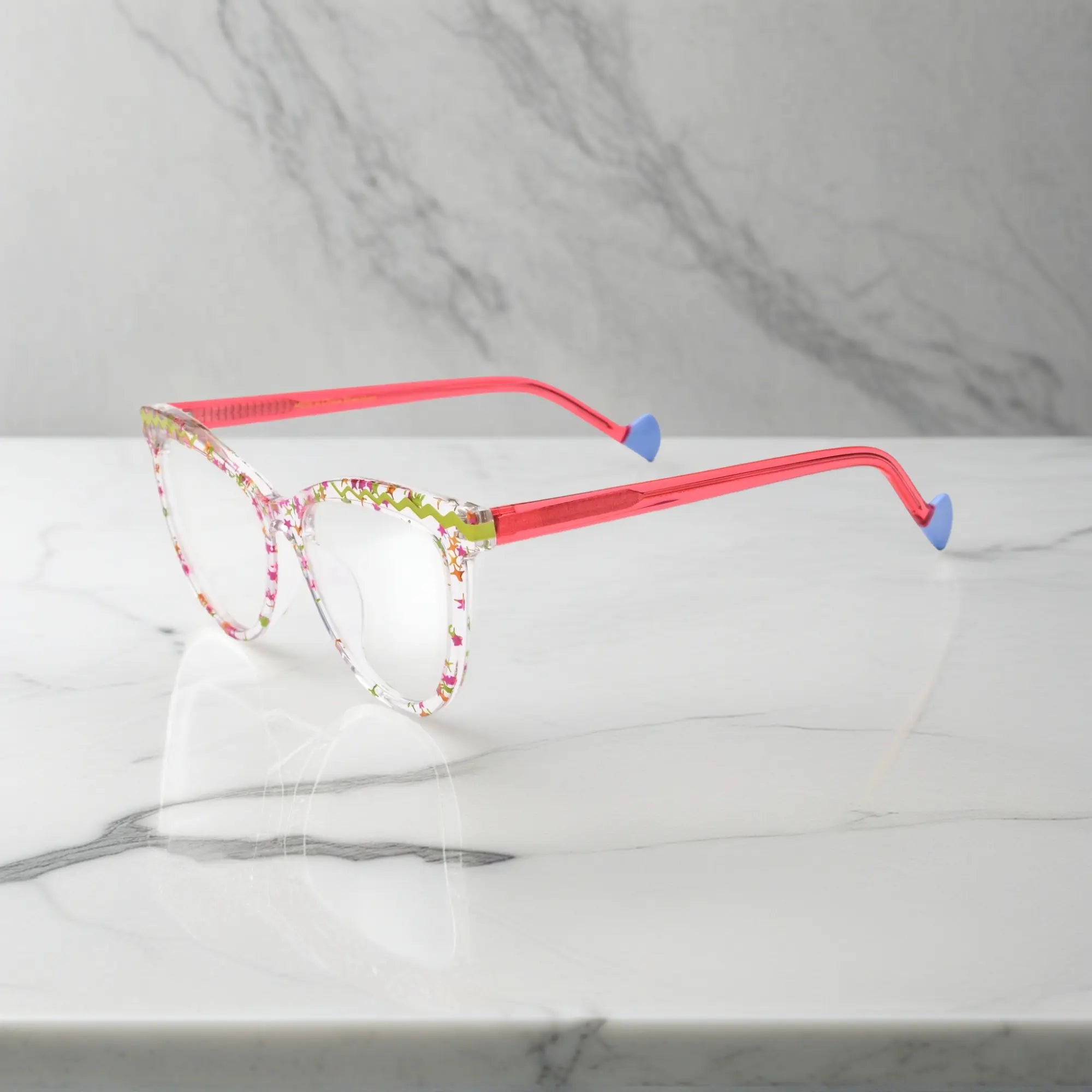 Side view of pink floral VoyueLens VL19362 butterfly-style glasses