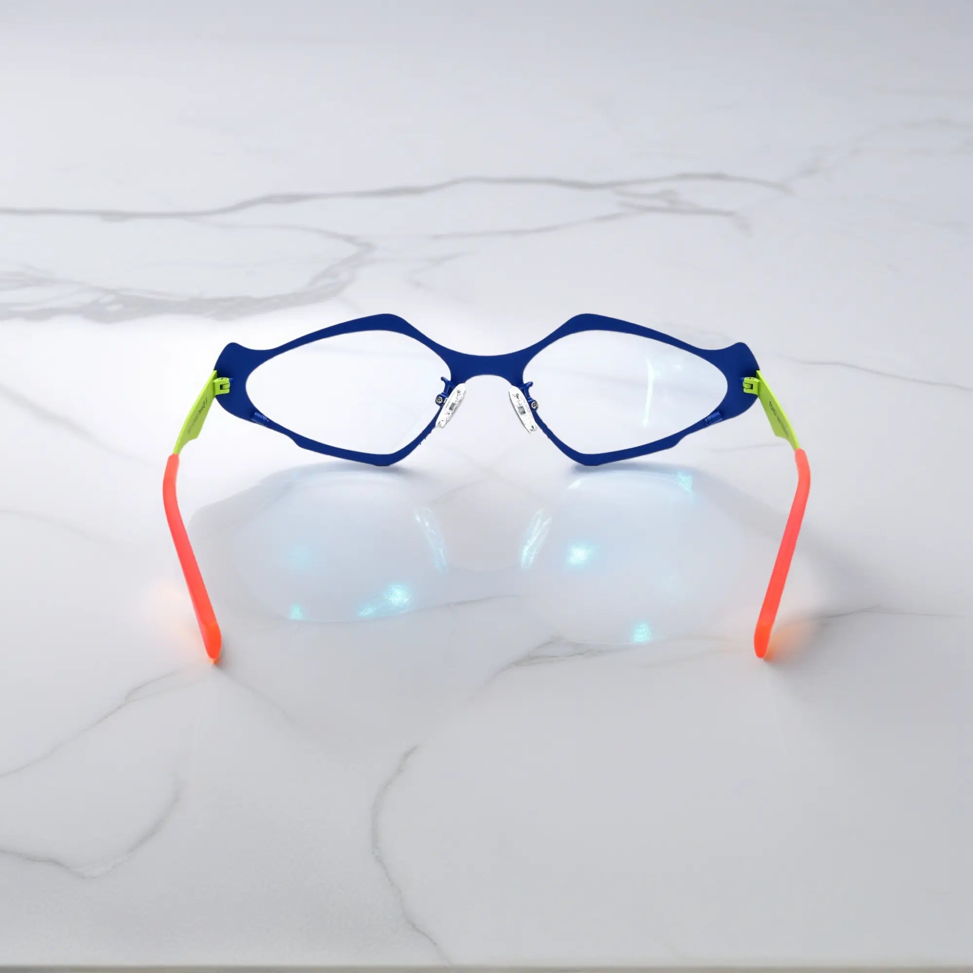 Back view showing temple structure of VoyueLens™ VL185811 in Blue Lime