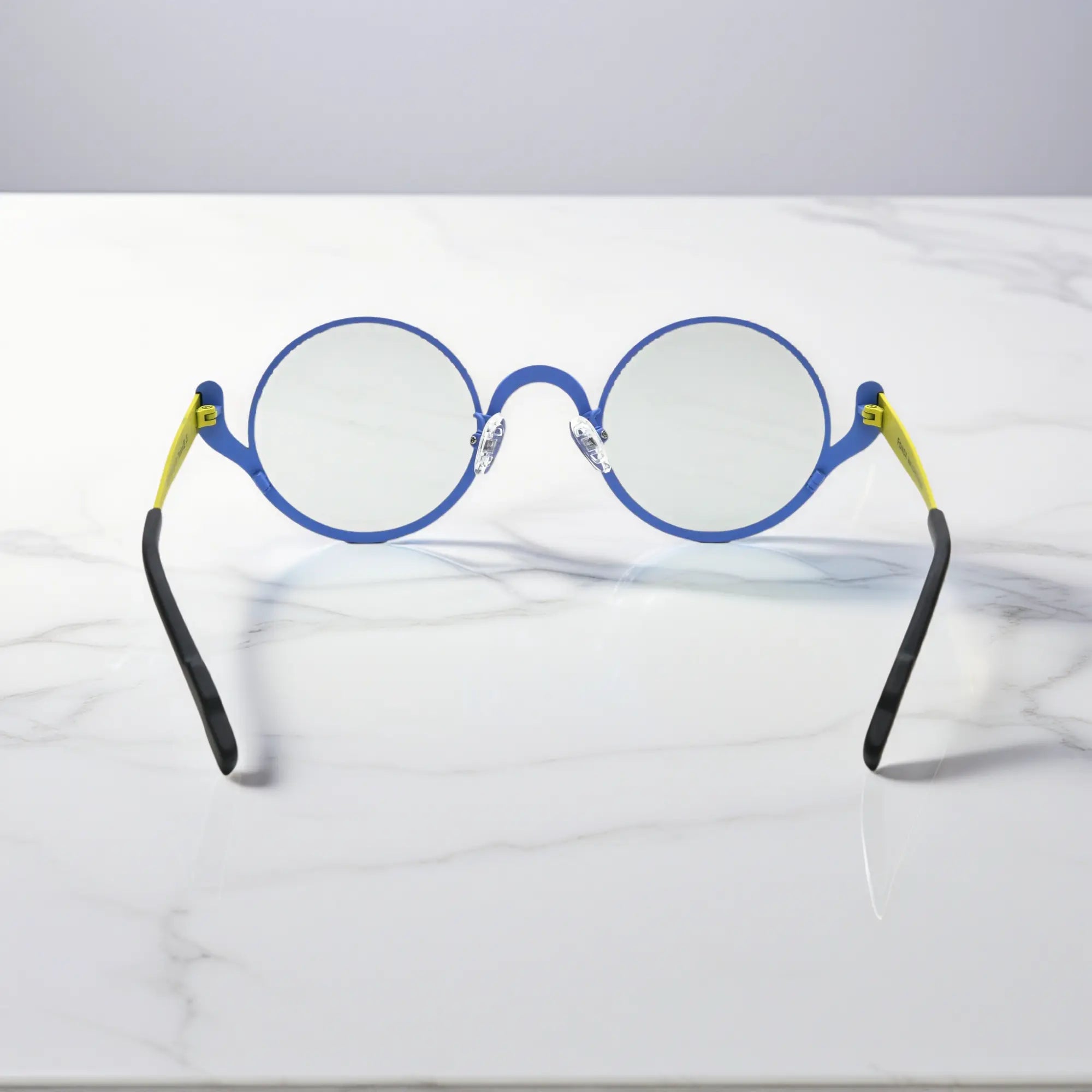 Back angle of VoyueLens™ Electric Rust frames – rounded design with extended arms