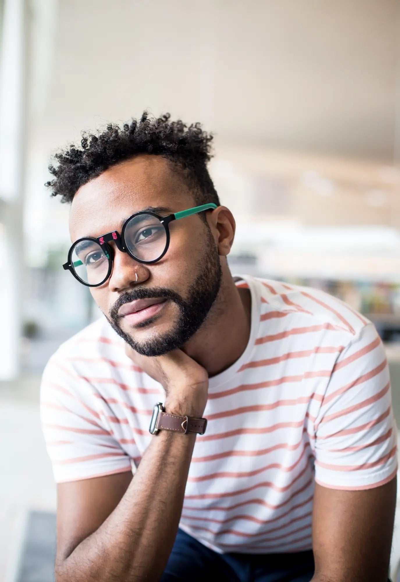 Urban look with model wearing VoyueLens™ Forest Onyx eyeglasses