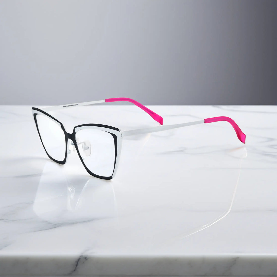 Side angle of black and white VoyueLens™ VL185809 Graphite Whisper glasses
