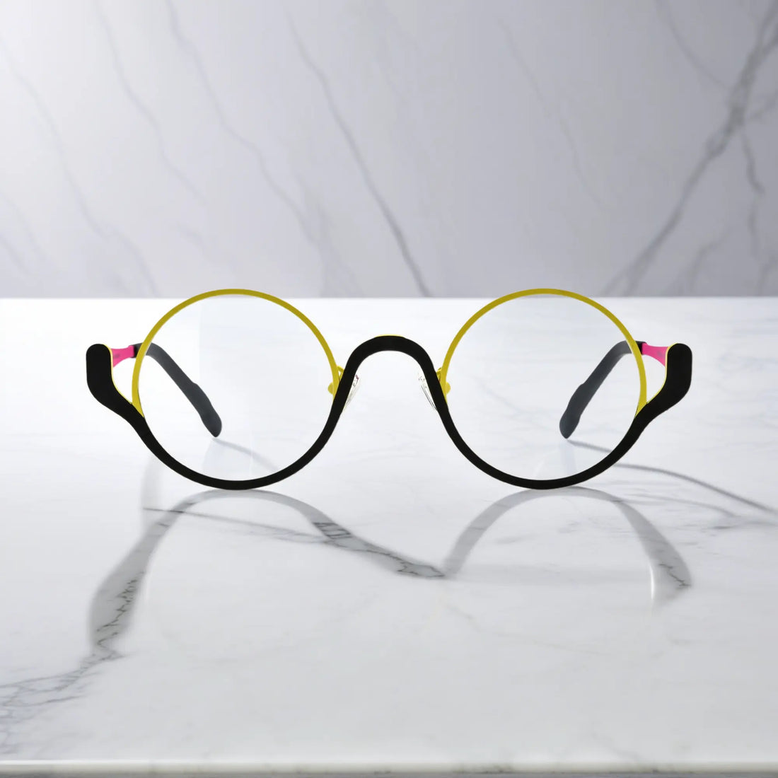 Front-facing image of VoyueLens™ Lemon Graphite round eyeglasses – yellow and black color scheme