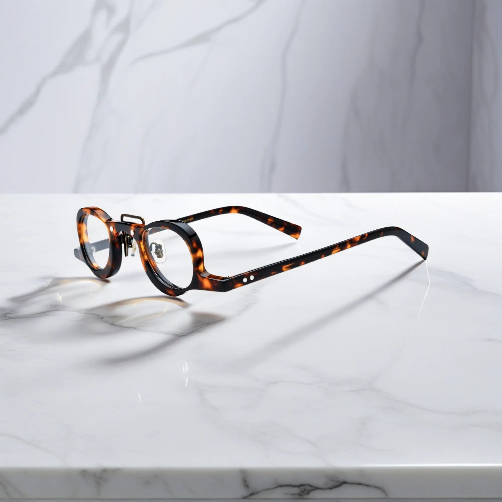 Side angle of VoyueLens classic Tortoise shell eyeglass frames