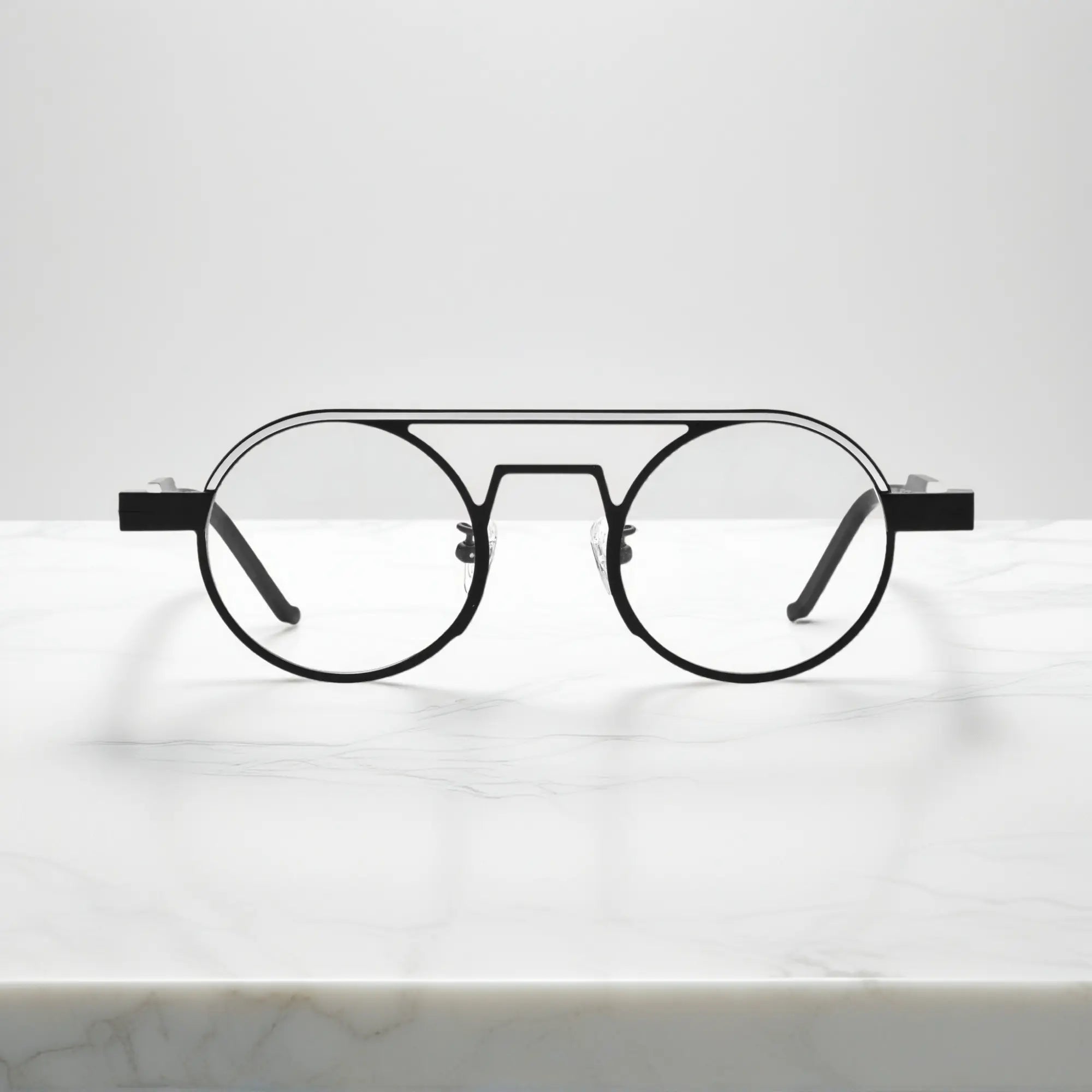 Front view of VoyueLens™ NeoPilot aviator glasses in Graphite Black matte titanium frame for a modern minimalistic look